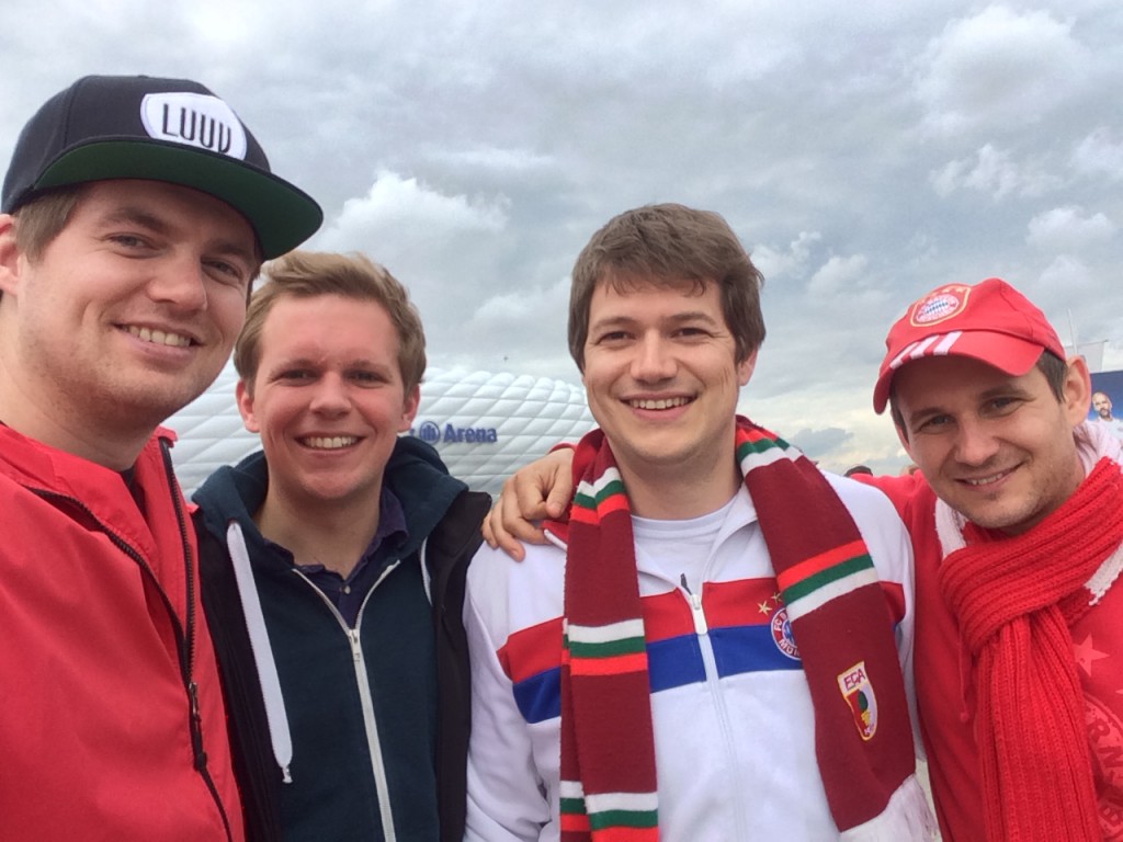 Felix, Philipp, Joe und Basti bei FCB - FCA
